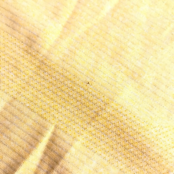 COPY - Lululemon men tee - Picture 7 of 9